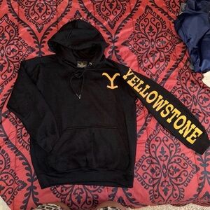 Yellowstone tv series hoodie small
